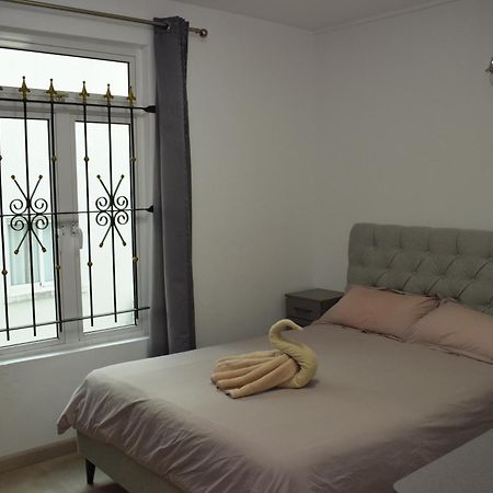 Sea Front Apartment Villa Flic-en-Flacq Exterior foto